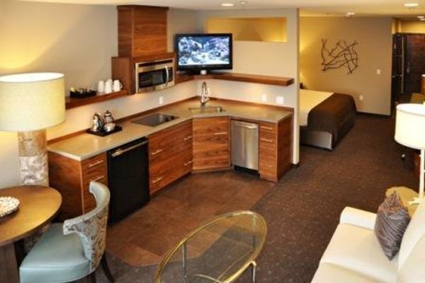 Oxford Hotel Bend